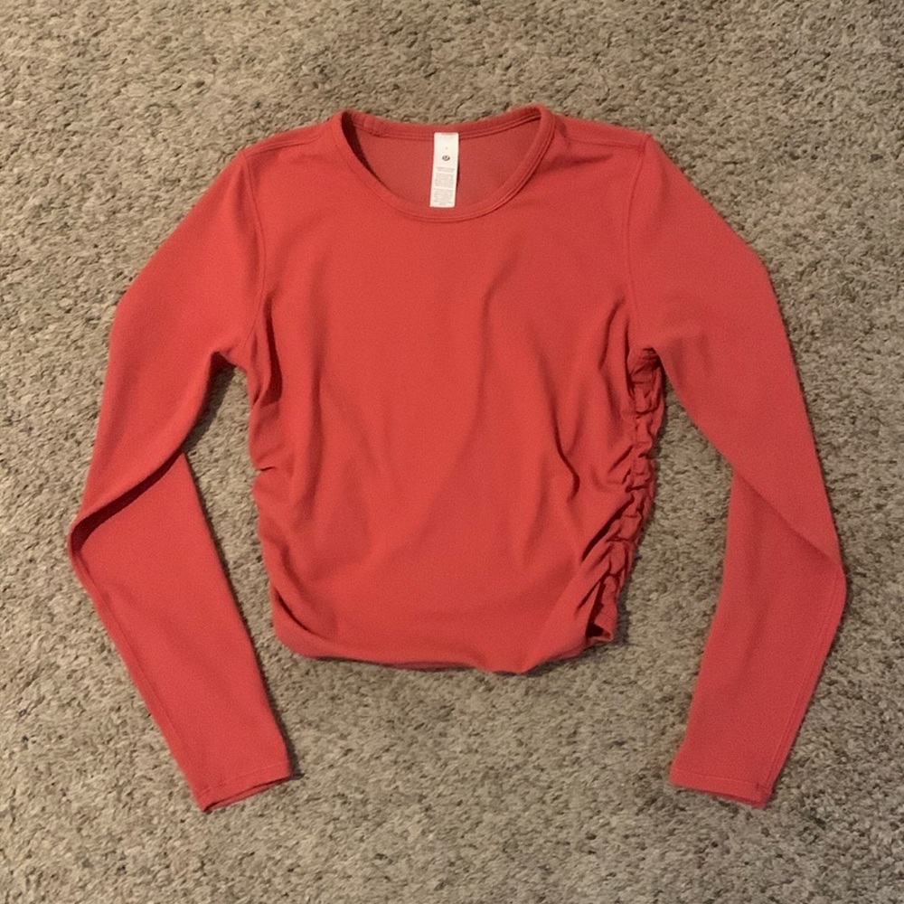 Lululemon long sleeved cropped shirt